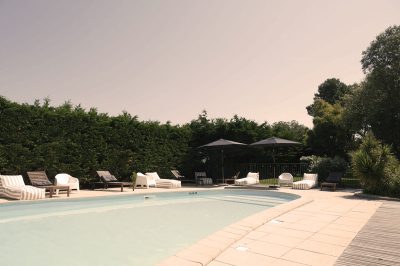 piscine-sepia piscine-sepia